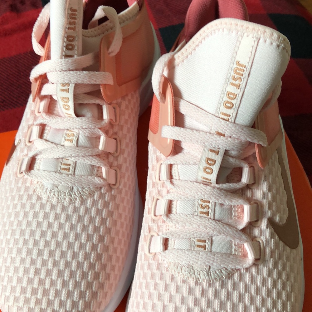 NIB! - Nike Air Bella size 7 - Picture 10 of 14